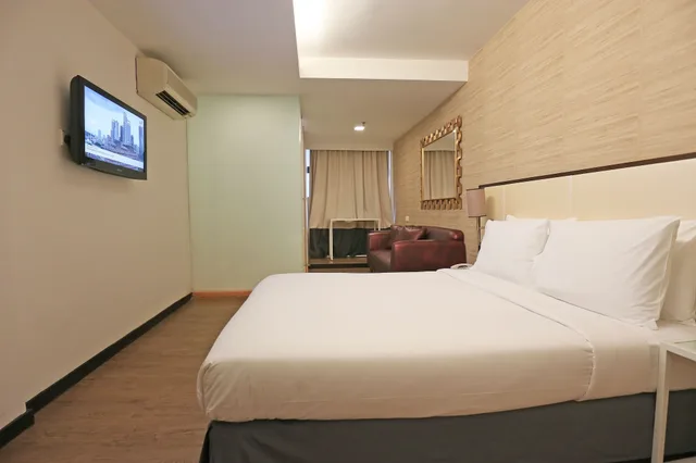 غرفة كلوب ديلوكس بسرير كوين، Citrus Hotel Johor Bahru 1/10