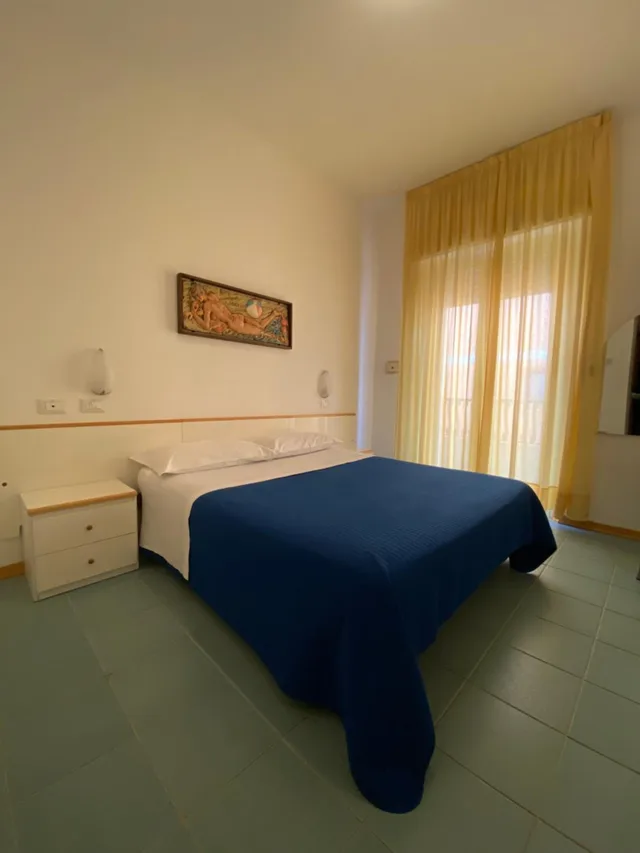 Economy, Double or Twin Bed, Balcony, Hotel Plaza 5/10