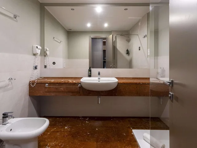 Twin room, B B Hotel Hotel Trapani Crystal 7/8