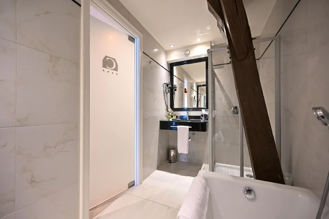 Prince Henry, Family Suite, 3 Beds، Grand Hotel Casselbergh 4/5
