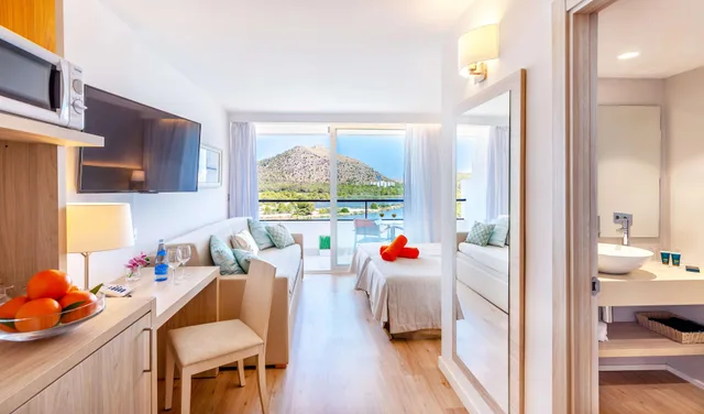 غرفة بسرير مزدوج بإطلالة على البحيرة، Viva Eden Lago 2/2