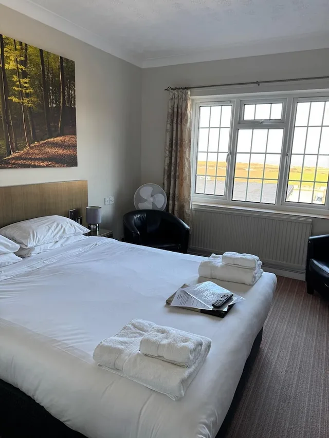 Standard, Twin Beds, The Dormy House Hotel 2/10