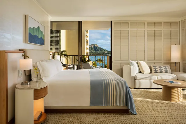 Junior Suite, Double Bed, Halekulani 1/2