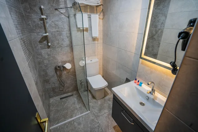 غرفة قياسية بسرير مزدوج، Bloom Hotel 6/6