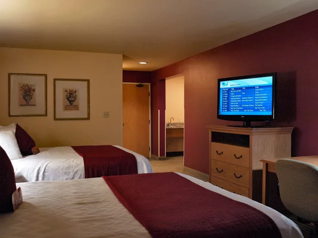 غرفة قياسية بسريرين كوين، Best Western Plus Caldwell Inn & Suites 2/8