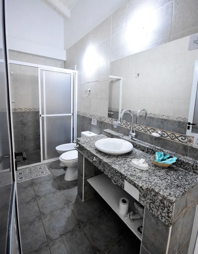 جناح تنفيذي بسريرين منفصلين مع أريكة، Villa La Font Resort and Spa 5/6
