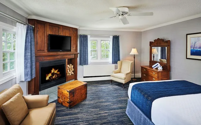 Lakewind, Standard, Queen Bed، Sir Sam's Inn & Waterspa - Adults Only 1/2