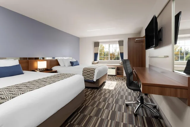 غرفة بسريرين كوين لذوي الإعاقة، Microtel Inn & Suites By Wyndham Sault Ste. Marie 3/10
