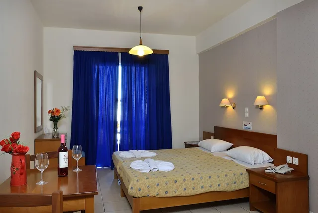 استوديو بسريرين منفصلين مع أريكة، Akatos Hotel 2/4