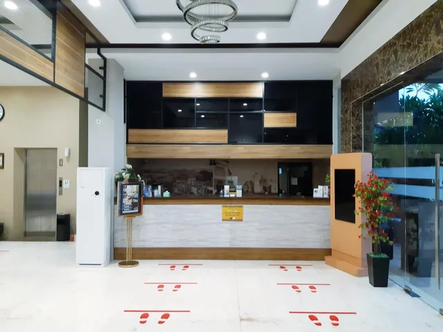 غرفة بسرير مزدوج أو سريرين منفصلين، Triizz Hotel Semarang by Royal Singosari (Formerly Faustine Semarang) 1/1
