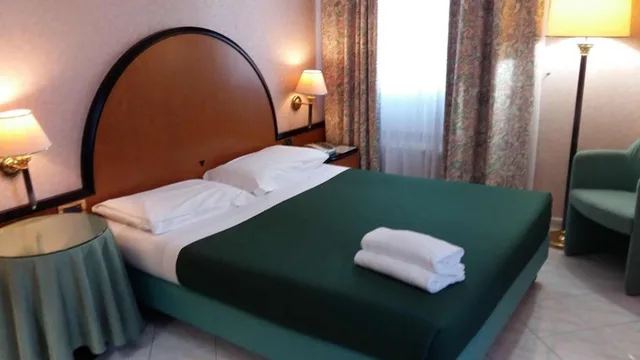 غرفة مفردة بسرير مزدوج، Hotel Principe 4/6