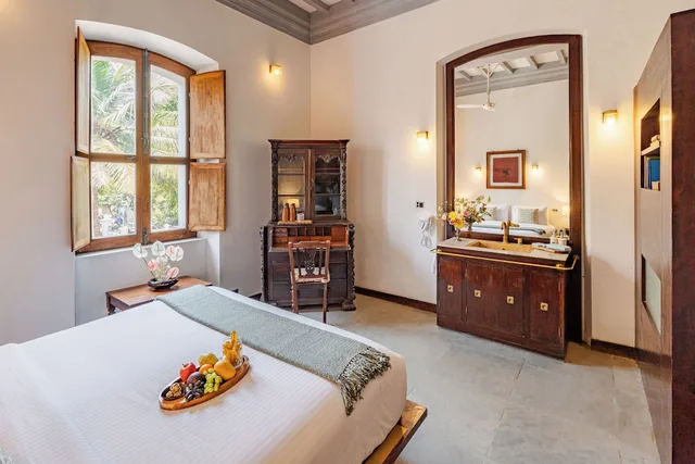 Deluxe, King Bed, Le Duplex 8/10