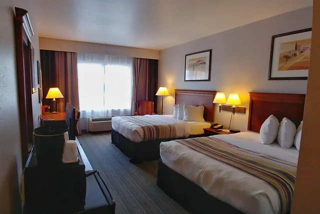 غرفة بسريرين كوين، Country Inn & Suites by Radisson, Chambersburg, PA 1/9