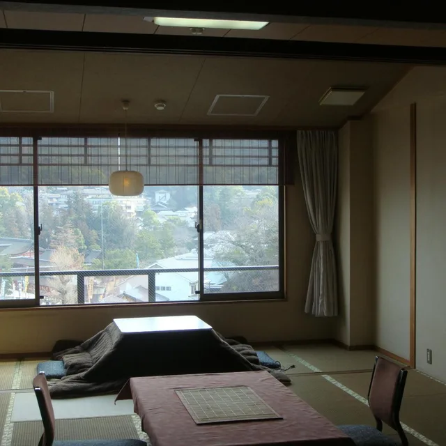غرفة يابانية بإطلالة على الجبل، Jukeiso 4/5