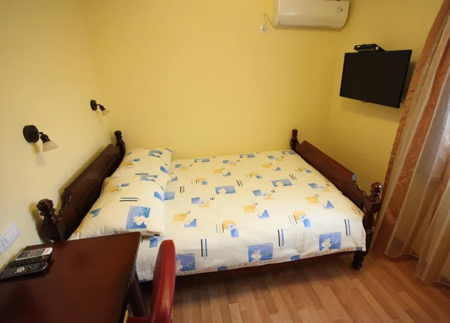 غرفة اقتصادية بسرير مزدوج، Hotel Laguna 1/7