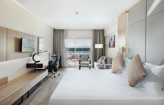غرفة سوبيريور تنفيذية بإطلالة على النهر، Steigenberger Nile Palace 4/7