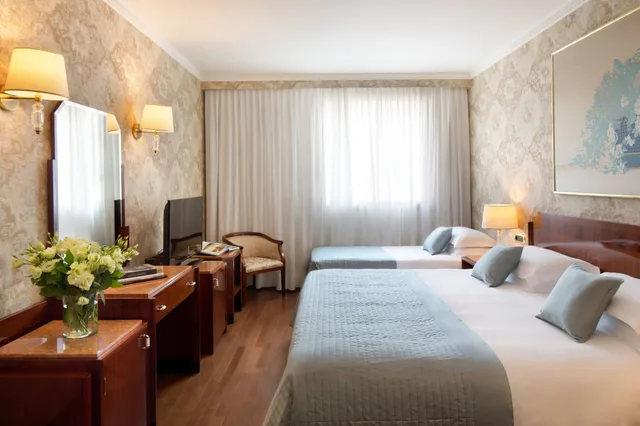 غرفة ثلاثية بثلاثة أسرّة، Starhotels Du Parc 3/10