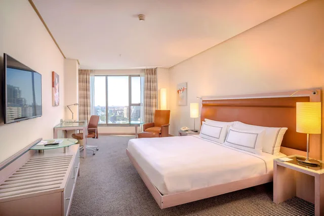غرفة قياسية بسريرين منفصلين، Melia Valencia Palacio de Congresos Formely Hilton Valencia 8/10