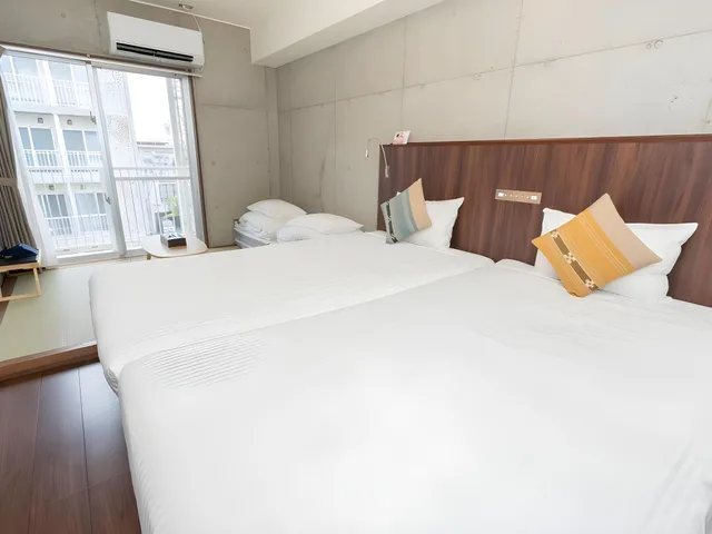 Adjoining, Twin Beds, Kitchen, Lounge Access, The Breakfast Hotel Porto Ishigaki 1/2