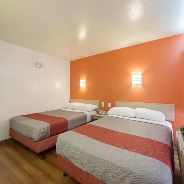غرفة رباعية بسرير مزدوج، Motel6 Mcallen, TX 6/10