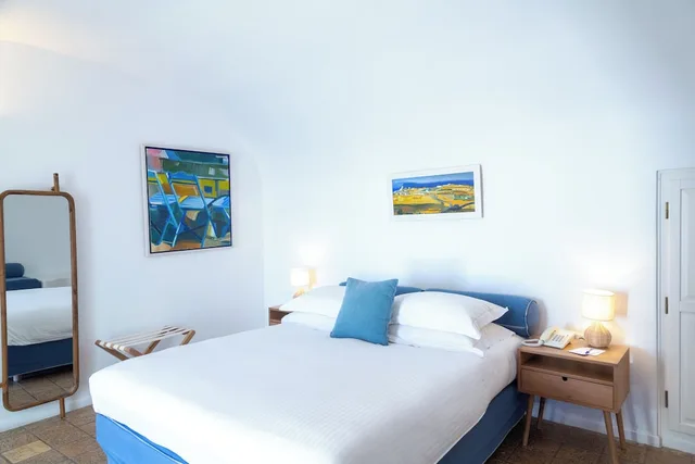 Suite, 1 King and 1 Single Beds, Caldera View، Pantelia Suites Santorini 5/10