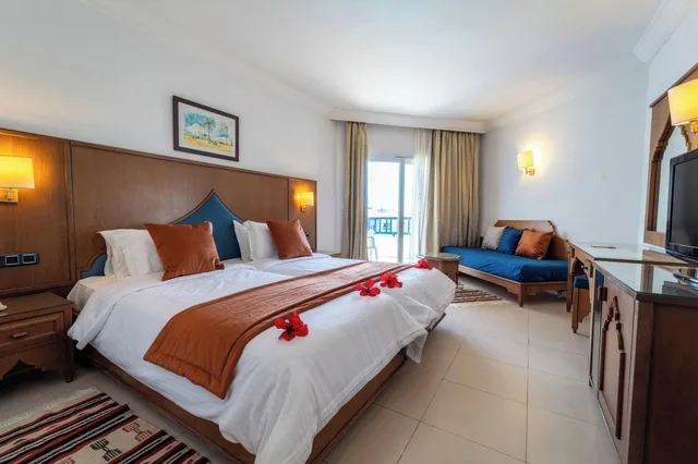 غرفة قياسية ثلاثية، Eden Yasmine Resort & Spa 1/4