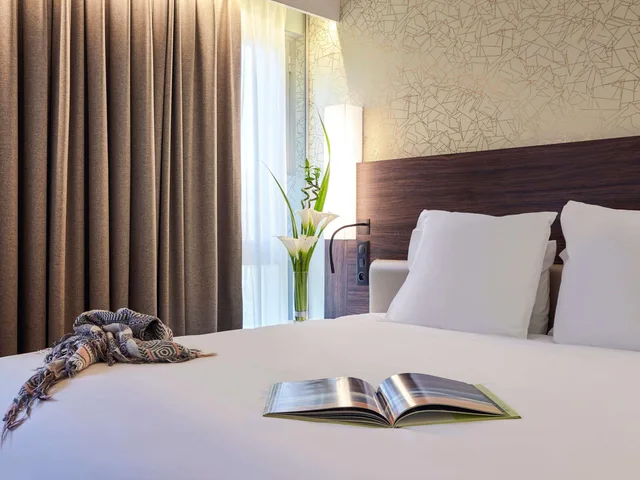 غرفة سوبيريور بسرير فردي، Mercure Paris Arc de Triomphe Etoile 4/5