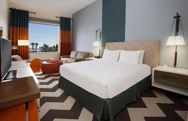 جناح بسرير كينج لذوي الإعاقة، Doubletree By Hilton Hotel Galveston Beach 2/2