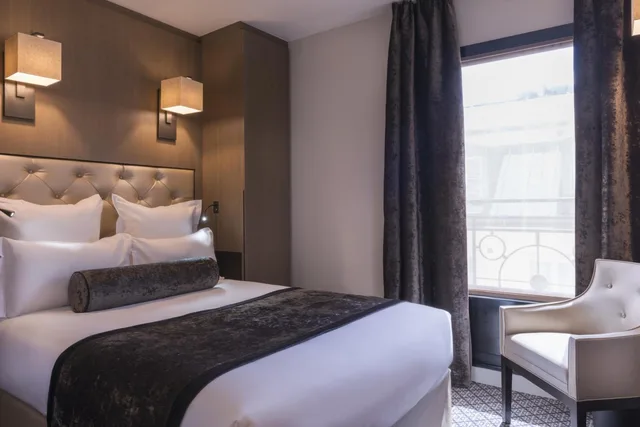 غرفة بريميير بسرير كينج، La Villa Des Ternes 1/1