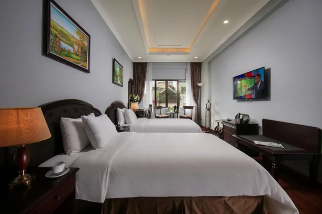 Deluxe, Queen Bed, Halais Hotel 1/1