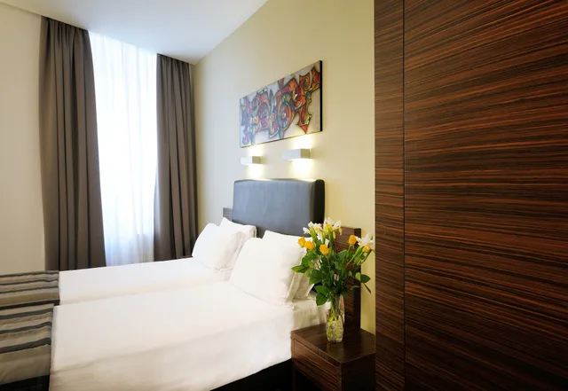 غرفة قياسية بسرير مزدوج، Hotel Trevi Collection 9/10