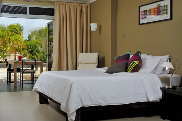 Studio, King Bed, Terrace, Eden Beach Resort 2/6