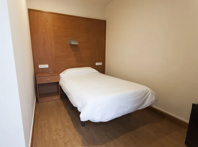 غرفة بسرير مزدوج مع سرير إضافي، Hotel Horitzo 4/6