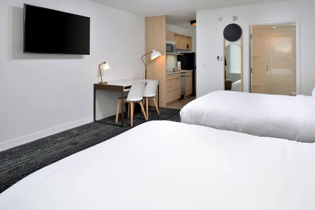استوديو بسرير كوين، TownePlace Suites by Marriott Asheville Downtown 3/7