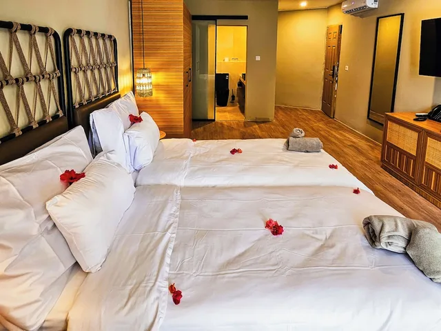 غرفة بريميوم بسريرين منفصلين بإطلالة على المسبح، Kombo Beach Resort 4/10