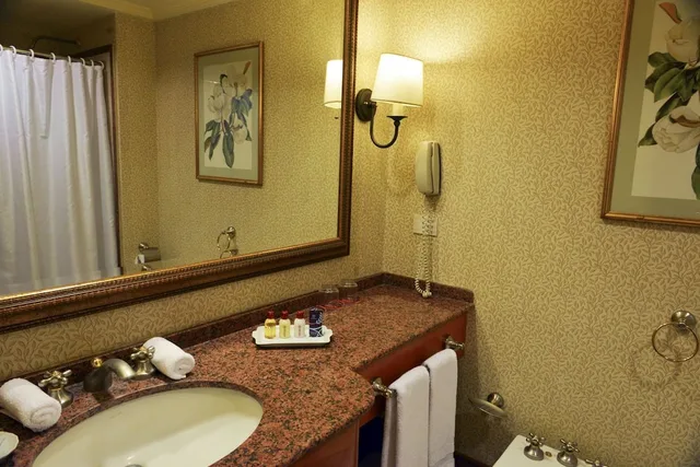 غرفة كلاسيكية بسريرين منفصلين، Sheraton Pilar Hotel and Convention Center 5/6