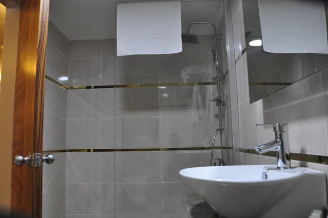 جناح عائلي بسرير مزدوج وسرير فردي، Madi Otel 5/6