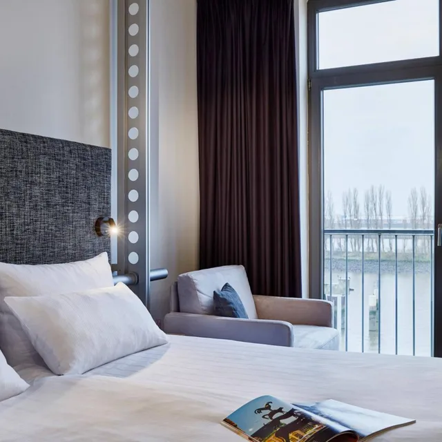 Innside, King Bed, River View، Innside By Melia Bremen 10/10