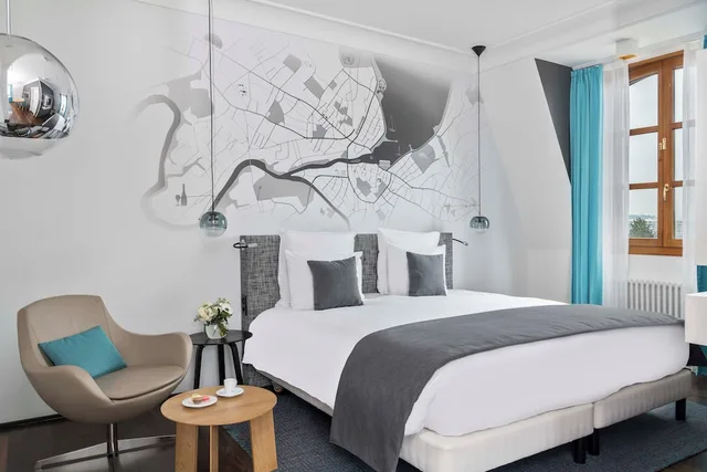 Boutique, Junior Suite, King Bed، Hotel Metropole Geneve 1/2