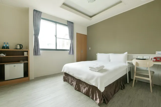 Junior, Double Bed, Raise Hotel Taichung 3/3