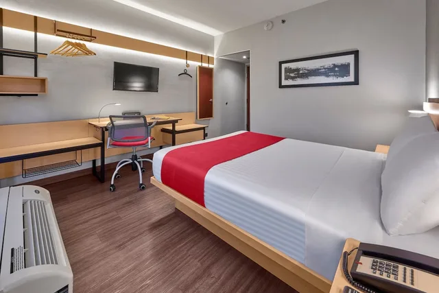 Room, Queen Bed, City Express by Marriott San Luis Potosi Zona Universitaria 5/10