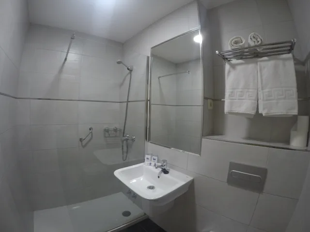 غرفة قياسية ثلاثية، Hostal El Pilar 5/5