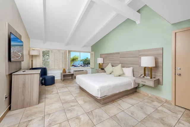 Suite, Multiple Beds, Best Western Plus Yacht Harbor Inn 1/2
