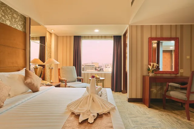 Junior, King Bed, Horison Ultima Menteng Jakarta 2/5