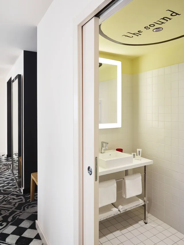 Large Mama, Twin Beds، Mama Shelter Belgrade 10/10