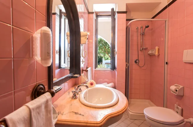 غرفة سوبيريور بسرير مزدوج أو سريرين منفصلين، Hotel San Valentino Terme 2/2