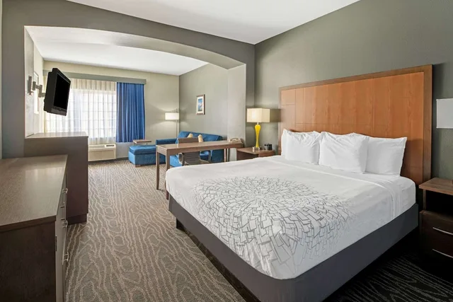 جناح بسرير كينج لذوي الإعاقة، La Quinta Inn And Suites By Wyndham Mercedes 2/4