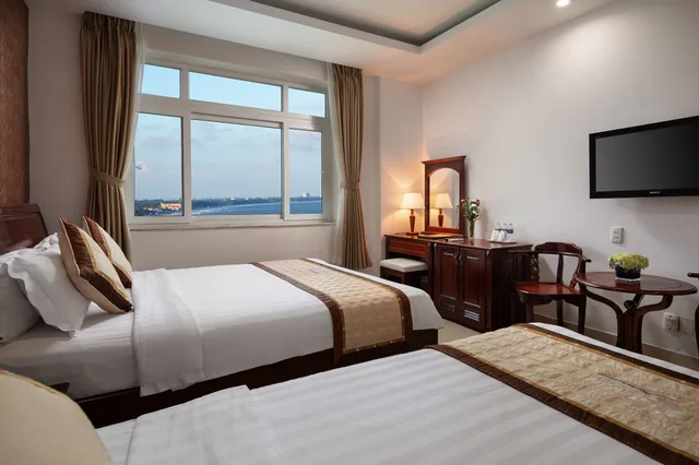 غرفة ديلوكس رباعية بسريرين مزدوجين، Corvin Hotel 2/4