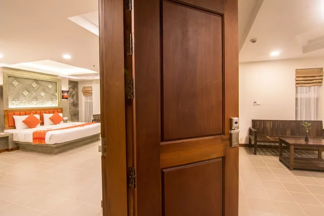 Connecting, Family Suite, 2 King Beds, Single Bed, Chhaylong Angkor Boutique Hotel 6/6