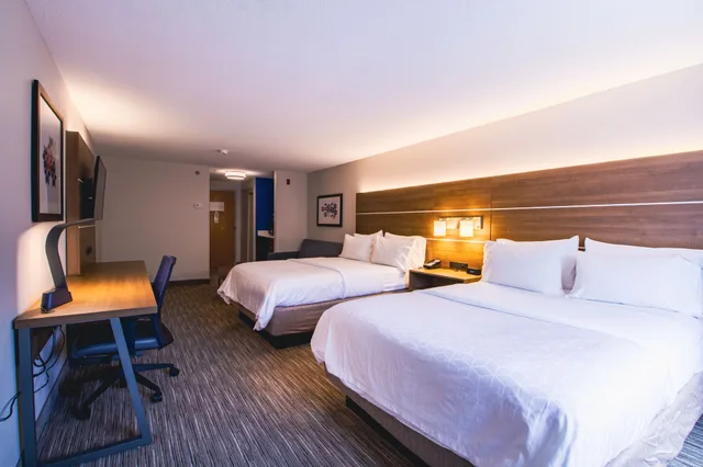 جناح بسريرين كوين، Holiday Inn Express & Suites Lincoln East - White Mountains 3/6